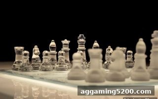 德州扑克致胜法则：心理博弈与决策模型全解析，捕鱼达人下载助你进阶